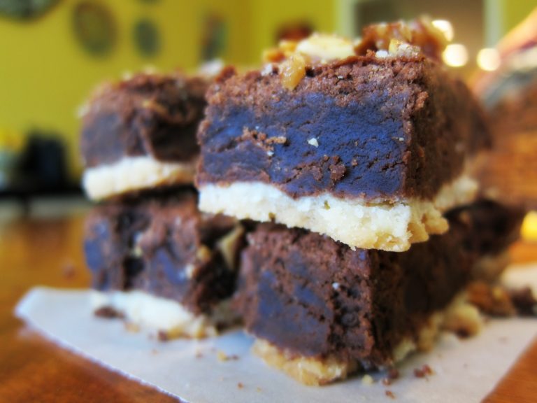 Almond Brittle Brownies Paint The Kitchen Red