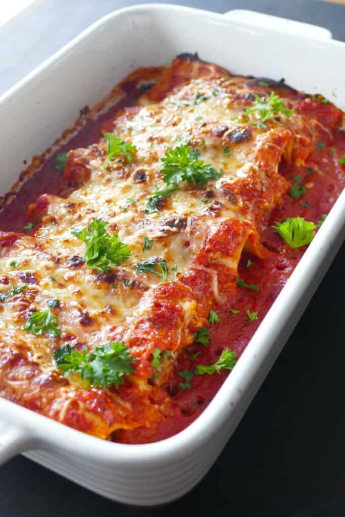 Cannelloni in baking dish