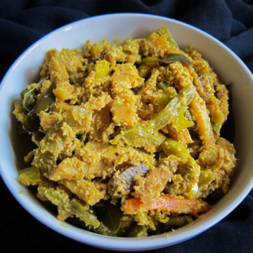 Kerala Avial Aviyal in a white bowl